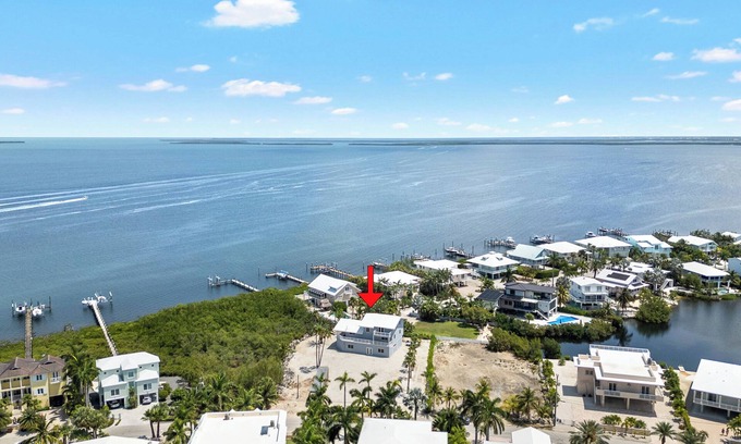 Monroe County House | Waterfront Resort House + Private boat dock!