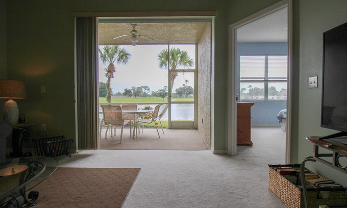 Sarasota Condo | Waterfront, Tee Time in Paradise