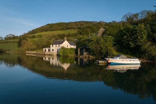 Salcombe House | Waterhead Cottage