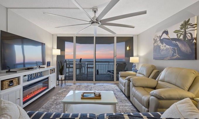 Garden City Condo | Water’s Edge 1508! Penthouse Level! Updated!