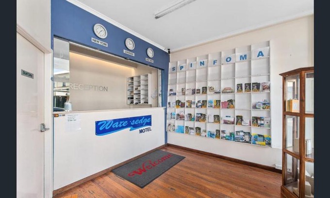 Woy Woy Hotel | Watersedge Motel