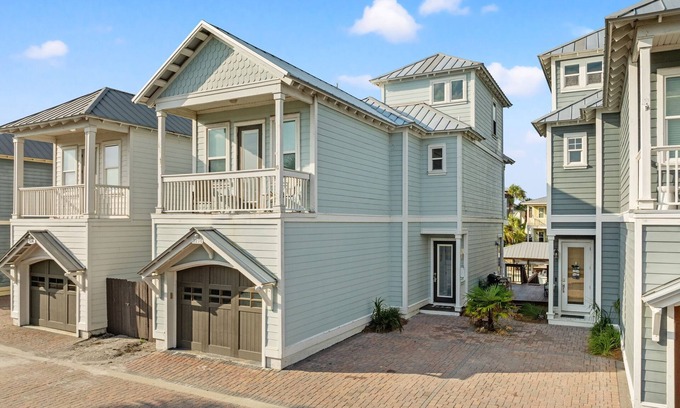 Waterside Village House | Waterside Paradise.