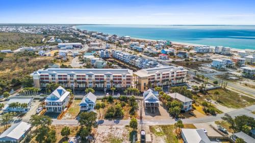 Waterside Village Apartment | Waterside Village by Panhandle Getaways