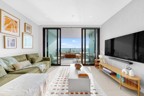 Rhodes Apartment | Waterview High, Rhodes Isyd