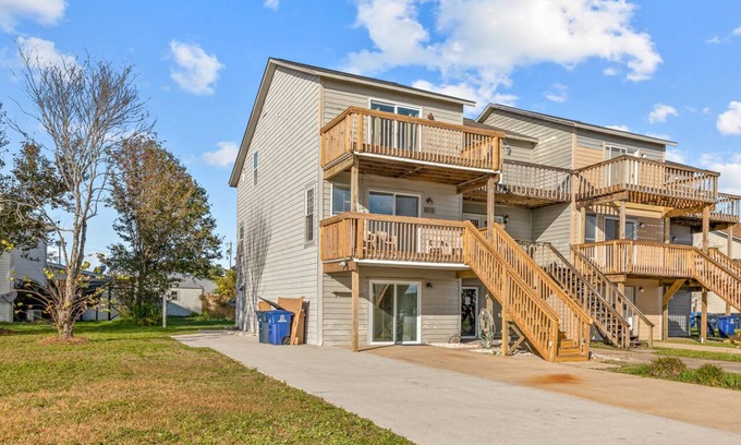 Jacksonville House | Waterview-Overlooking Wilson Bay