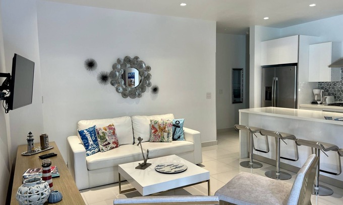 Opal Apartment | Waykiri Unit A-06 Luxurious new apartment, Noord