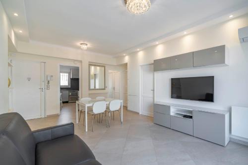 Cannes City Centre Apartment | Wdf 2 bedrooms 1min walk to Carlton hotel