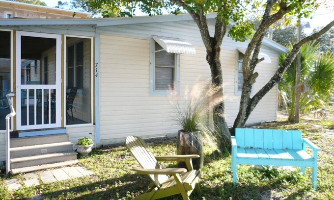 Mexico Beach Cottage | WE ARE BACK! NOW AVAILABLE! SNOWBIRDS CONTACT US FOR SPECIAL RATES!