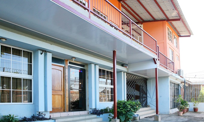 Managua Bed & Breakfast | We make you feel like a member of our Family!