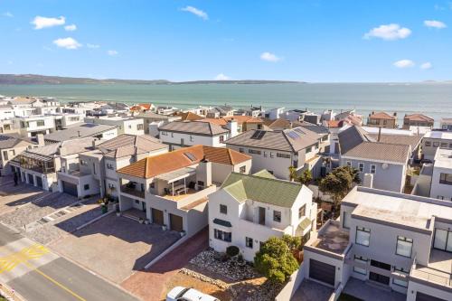 Calypso Beach House | Weaver Manor On Calypso by Host Agents