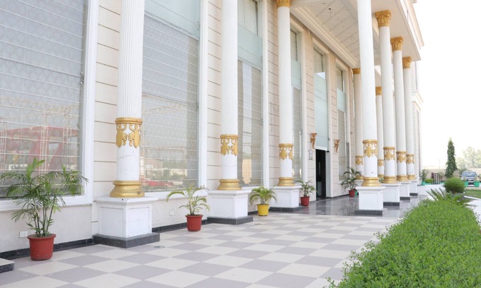 Ambala Hotel | Wedcation By Tivoli - A Unit of Palmdale Resort