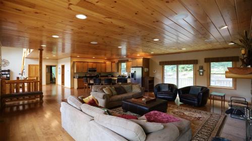 Thornton House | Welch View 41