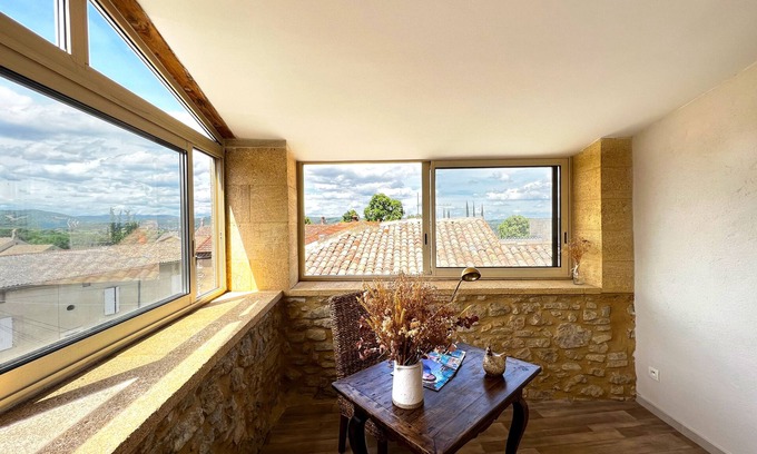 Saint-Julien-de-Peyrolas House | WELCOME TO THE CASA DE PIERRE