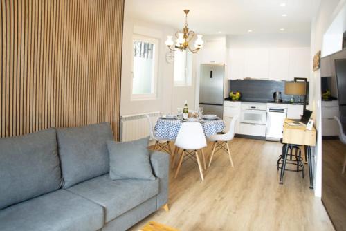 O Grove House | Welcome A Casa de Pedra