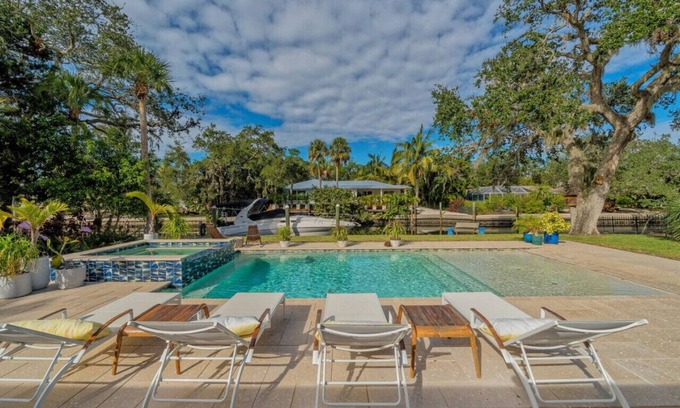Longboat Key House | Welcome to a Boaters dream!