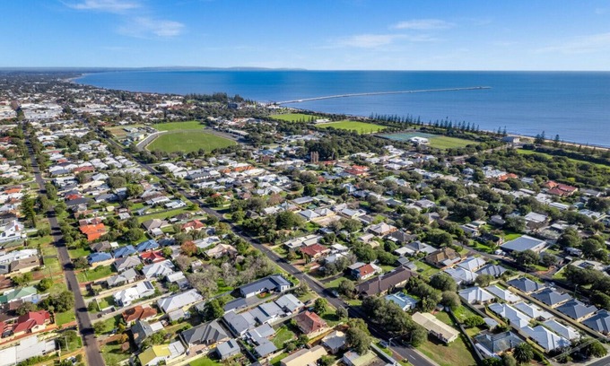 Busselton Villa | Welcome to Bayside Bliss Your next holiday adverture in Busselton, WA