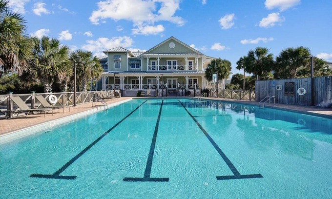 Sea Palm Village House | Welcome to Casa Bellaluca!