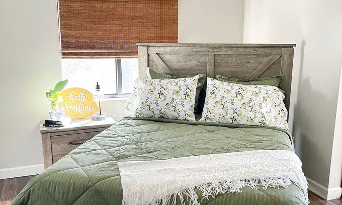 Fort Myers House | Welcome to Fairview Escape - Fort Myers Pool Home