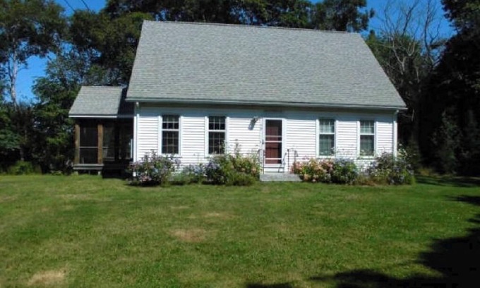 Ocean Point House | Welcome to Owl House - Your Coastal Retreat in East Boothbay!