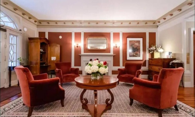 Lower Nob Hill Apartment | Welcome to Powell Place in the Heart of SF