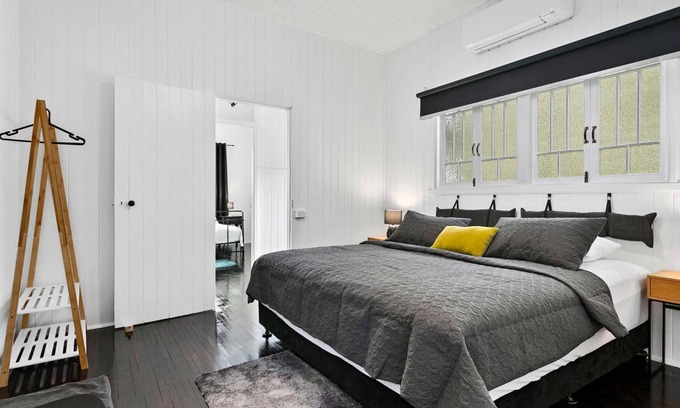 Maryborough House | Welcome to Retro on walker