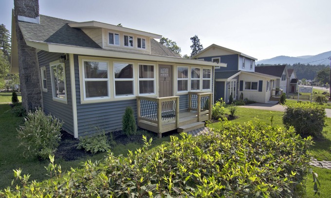 Lake George Cottage | Welcome to The Corner Cottage
