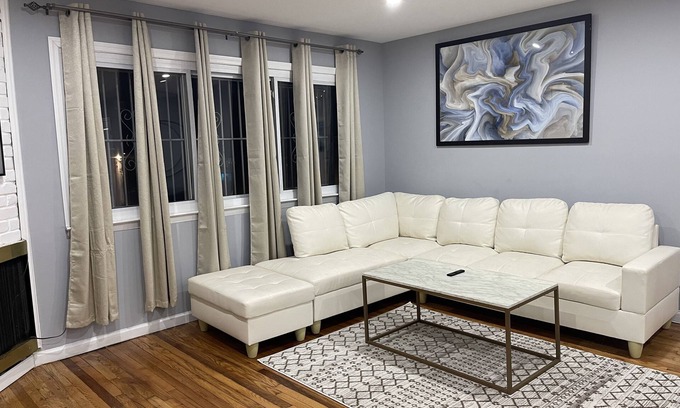 Queens House | Welcome to The Nest, your friend & family’s next NYC luxury retreat!