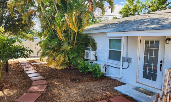 Magnolia Heights House | Welcome to The Pink Flamingo! Cozy Private House w/Fenced in Yard