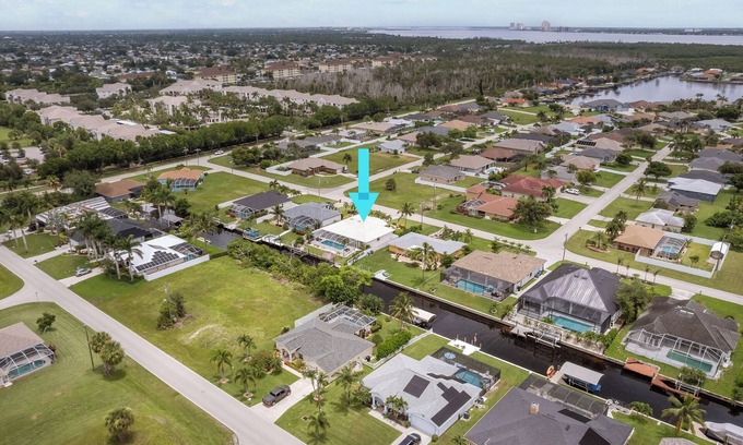 Cape Coral House | Welcome to Tiki Time Retreat, your ideal Cape Coral vacation rental