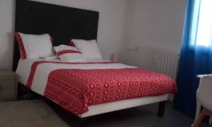 Centre Ville Apartment | Welcome to walk or cycle nearby.