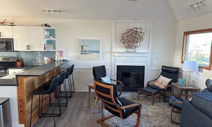 Avon House | Welcome to Wreckless! Beautiful home with AC and WIFI in delightful Avon