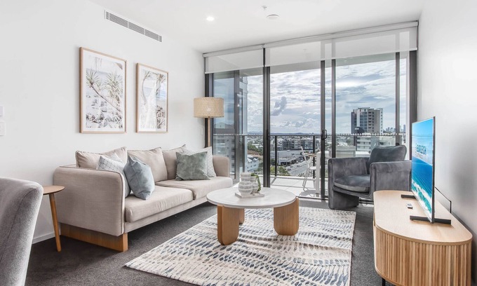 Burleigh Heads Apartment | Welcome to your luxurious seaside escape at The Sandbar in Burleigh Heads!