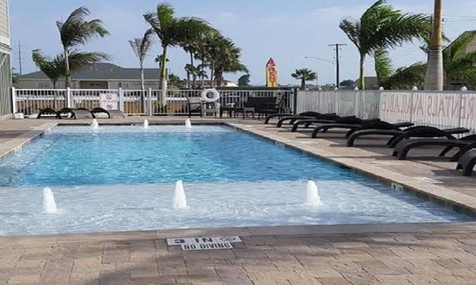 Corpus Christi House | Welcome to your home away from home! Island time-North Padre Island
