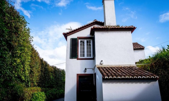 Furnas House | WelcomeBuddy - O Moinho (Furnas Spring Water)