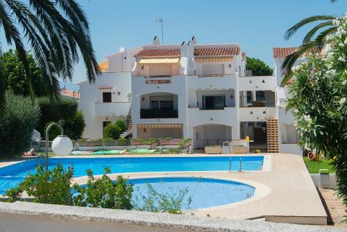 Roses Town Center Apartment | WELCS APARTAMENTO 273 EMP con piscina publica