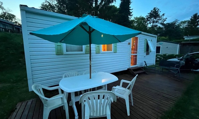 Saint-Cheron House | Well-exposed mobile home with reversible air conditioning