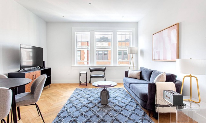Agassiz Apartment | Well-Located Porter Square 2BR in Harvard Square by Blueground