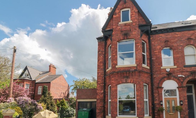 Bridlington Old Town House | Wellington House