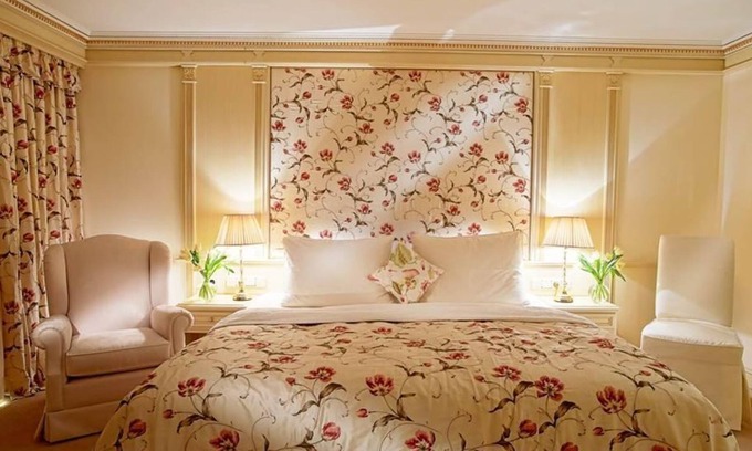 Zell am See House | Wellness garden suite 100 sqm - Wellness-Golf-& Genießerhotel Salzburgerhof