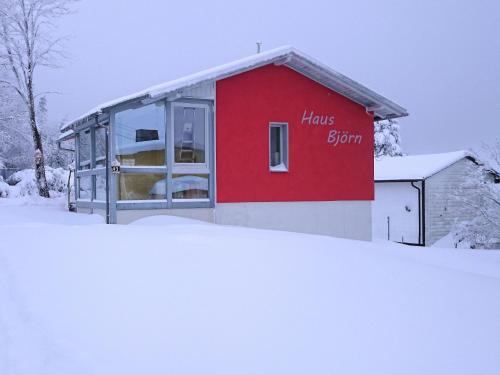 Schnett House | Wellness Home with Garden