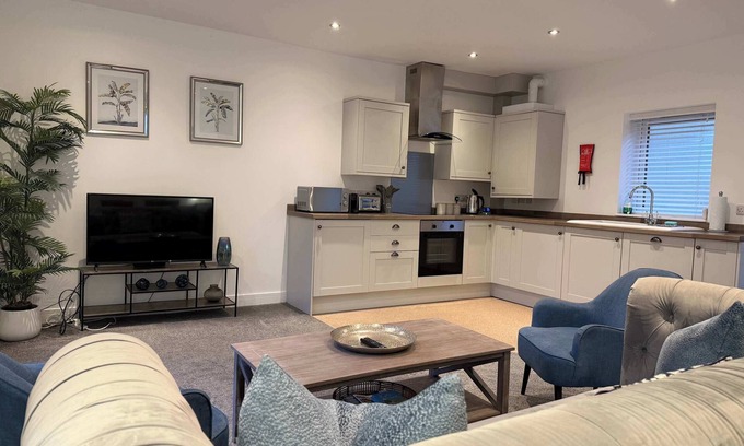 Whitby Apartment | Welton View Coastal Getaway in Whitby