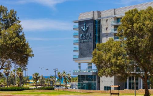 Ashdod Hotel | West All Suites Hotel Ashdod