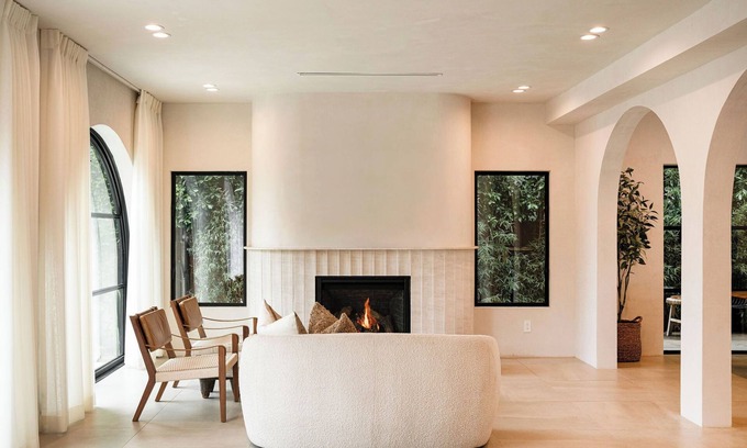 Beverly Grove House | West Hollywood Designer Oasis