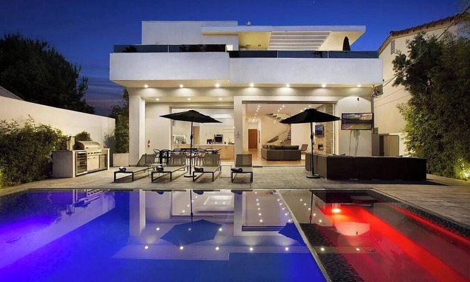 Fairfax District House | West Hollywood Retreat: Pool, Chef's Kitchen & More!