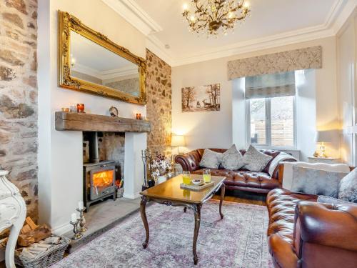 Wooler House | West House