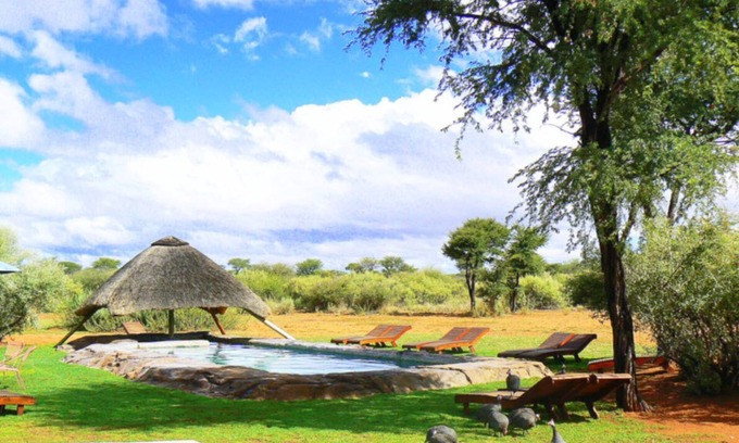 Witvlei Cabin | West Nest Lodge