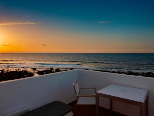 La Santa Apartment | Weybeach5 ocean frontline,sea view,private terrace