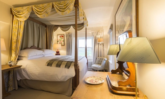 Burnsall Cottage | Wharfe View Cottage, Bolton Abbey Estate