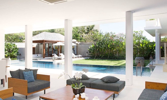 Seminyak Villa | Where Luxury Meets the Beach – Bali Villa 1036