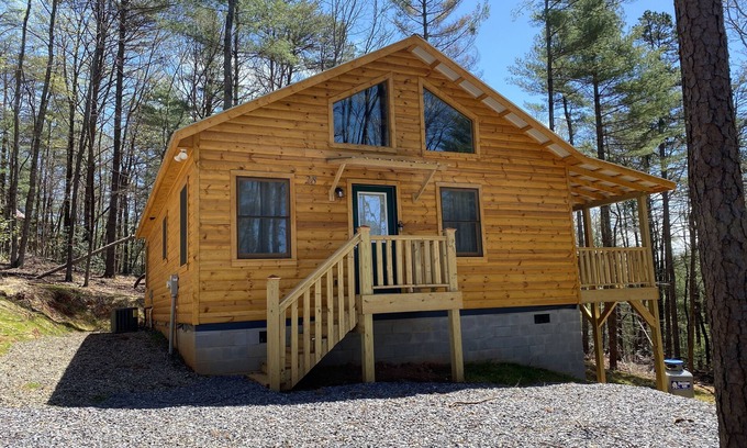 Murphy Cabin | Whispering Hills Cabin - Murphy NC